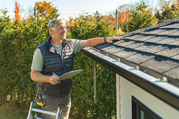 Professional Roofing technician working in Chelsea, NY